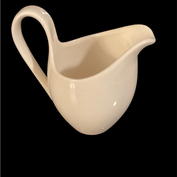 MCM Stetson Marcrest Blue Pinecone Ceramic Creamer - Picture 2 of 6